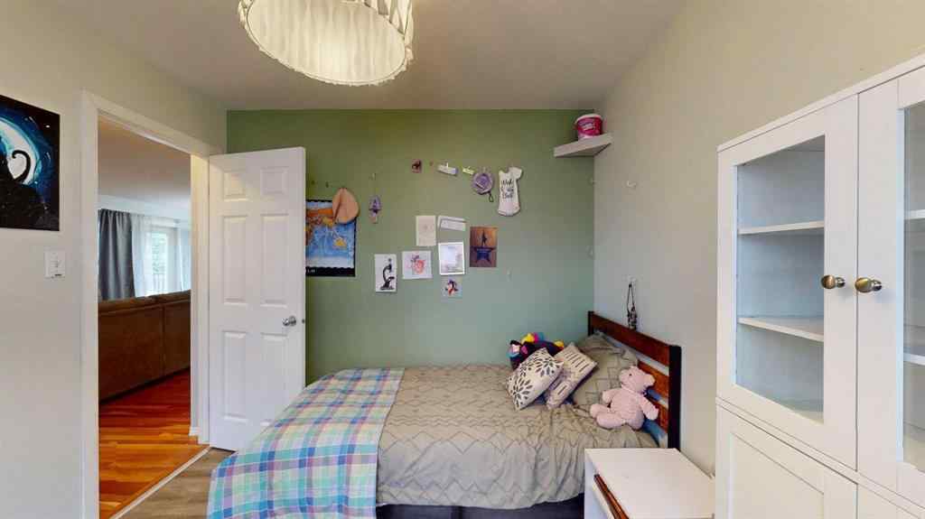 MLS® A2266093 - 333 Lindstrom Crescent  in Timberlea Fort McMurray, Residential