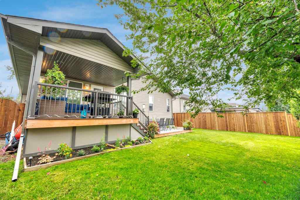 MLS® A2266096 - 196 Camden Place  in Cambridge Glen Strathmore, Residential