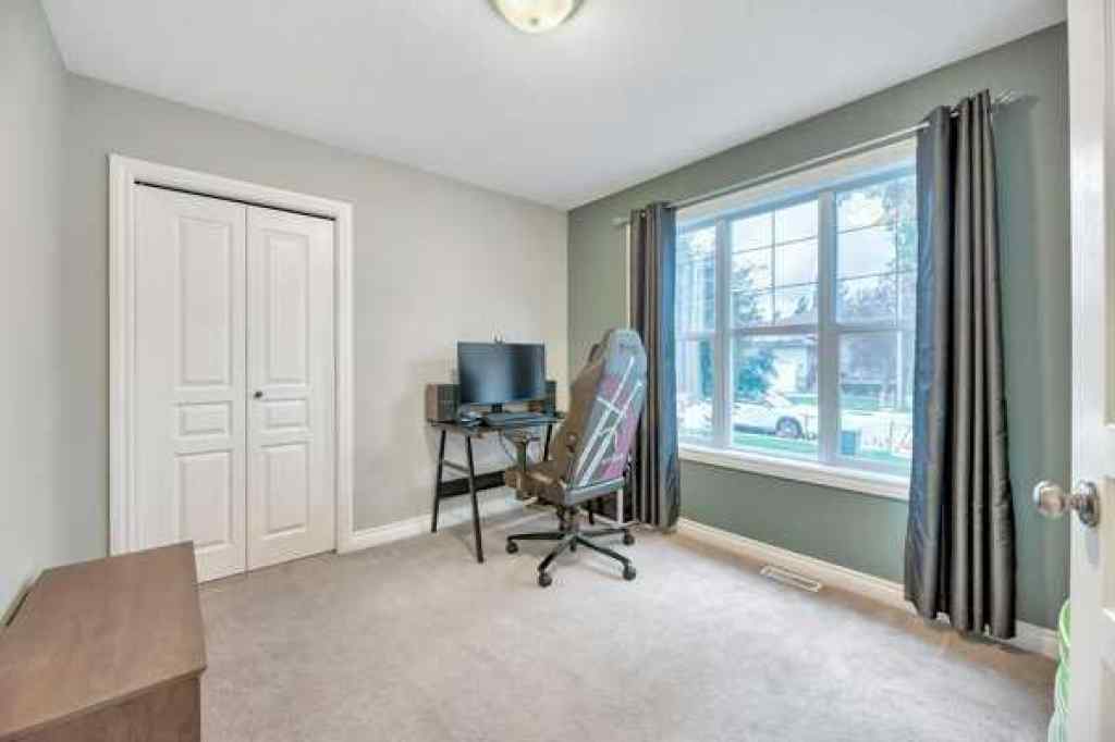 MLS® A2266096 - 196 Camden Place  in Cambridge Glen Strathmore, Residential