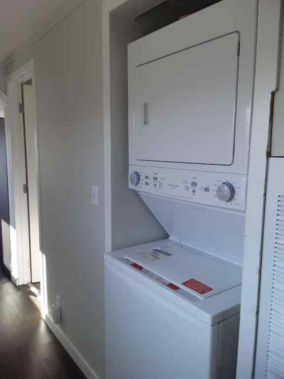 MLS® A2266100 - Unit #300 6220 17 Avenue SE in Red Carpet Calgary, Mobile