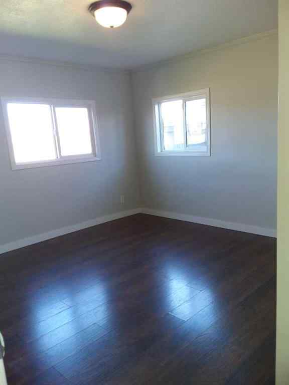 MLS® A2266100 - Unit #300 6220 17 Avenue SE in Red Carpet Calgary, Mobile