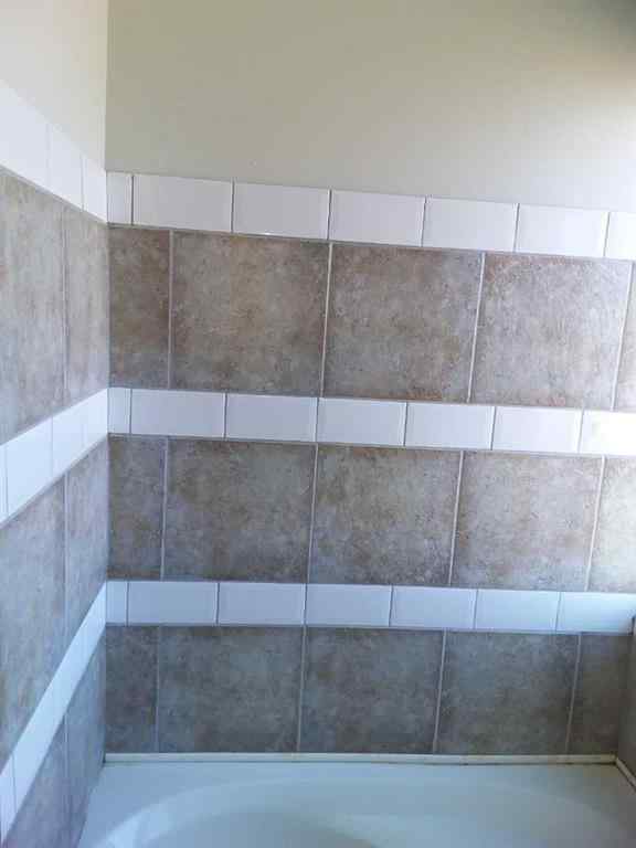 MLS® A2266100 - Unit #300 6220 17 Avenue SE in Red Carpet Calgary, Mobile