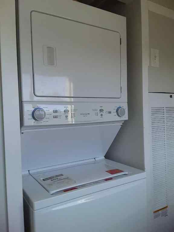 MLS® A2266100 - Unit #300 6220 17 Avenue SE in Red Carpet Calgary, Mobile