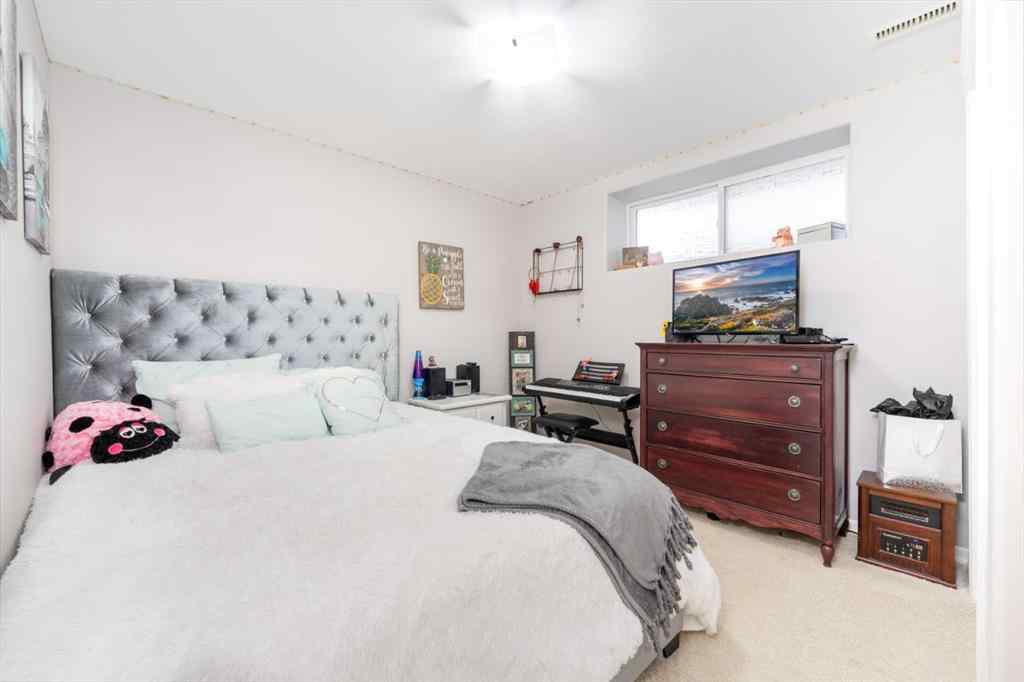 MLS® A2266108 - 114 Silverado Saddle Crescent SW in Silverado Calgary, Residential