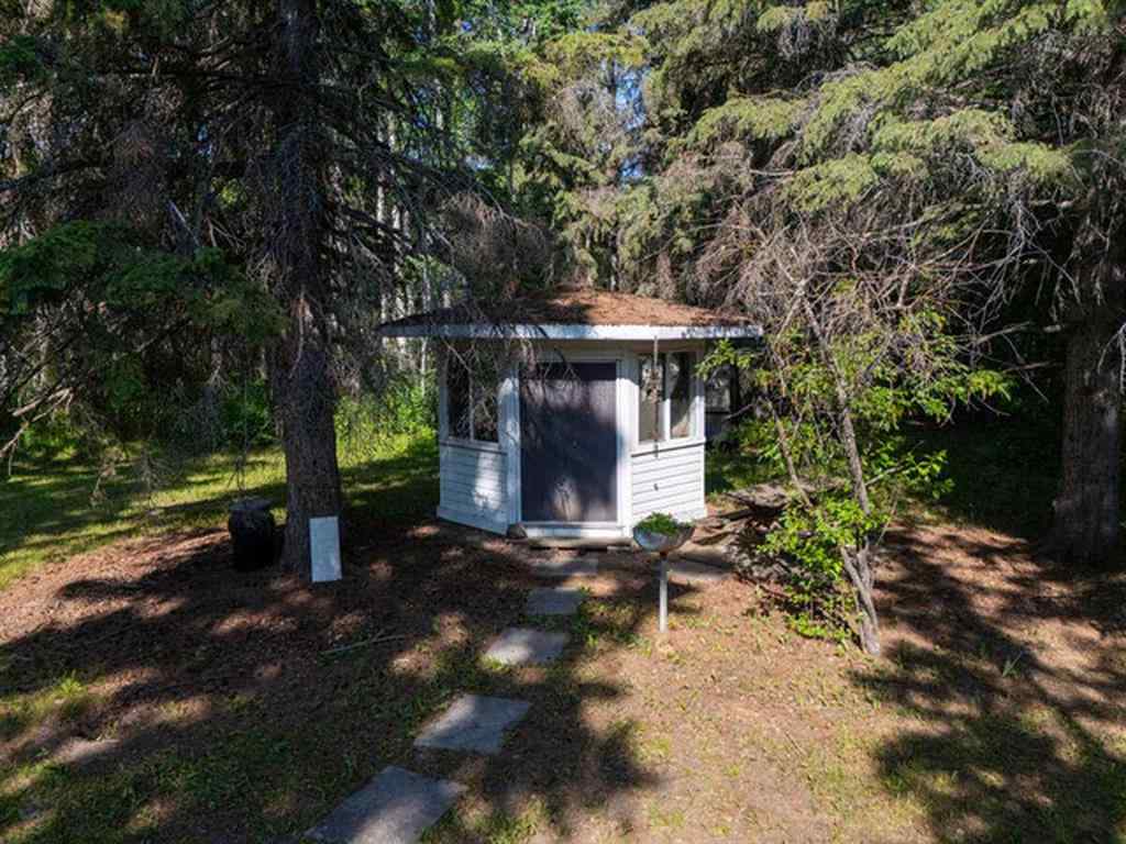 MLS® A2266109 -  NW 5-35-2-5   in Silver Lagoon Rural Red Deer County, Land