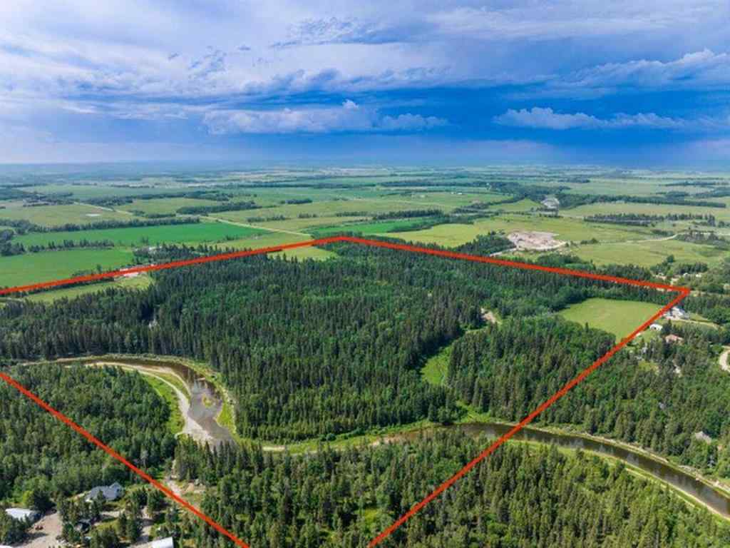 MLS® A2266109 -  NW 5-35-2-5   in Silver Lagoon Rural Red Deer County, Land