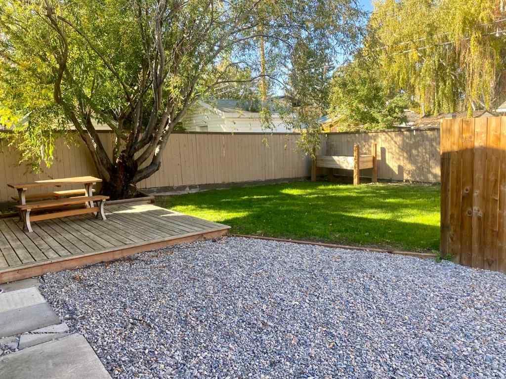 MLS® A2266110 - 2015 16 Avenue S in Agnes Davidson Lethbridge, Rental