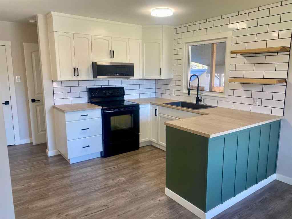 MLS® A2266110 - 2015 16 Avenue S in Agnes Davidson Lethbridge, Rental