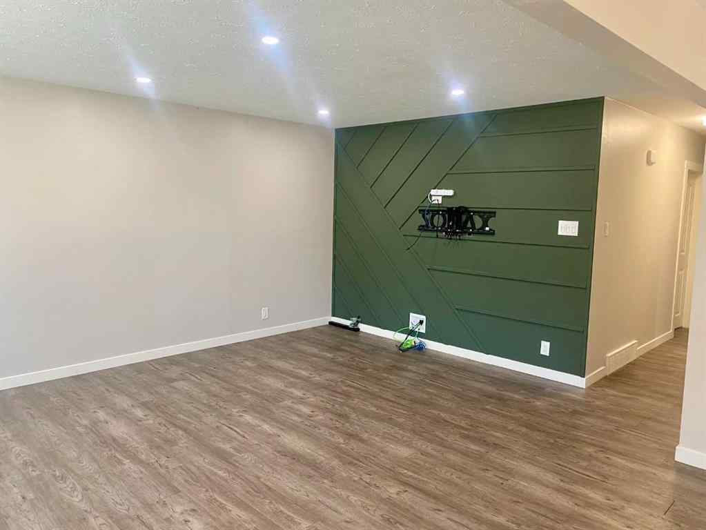 MLS® A2266110 - 2015 16 Avenue S in Agnes Davidson Lethbridge, Rental