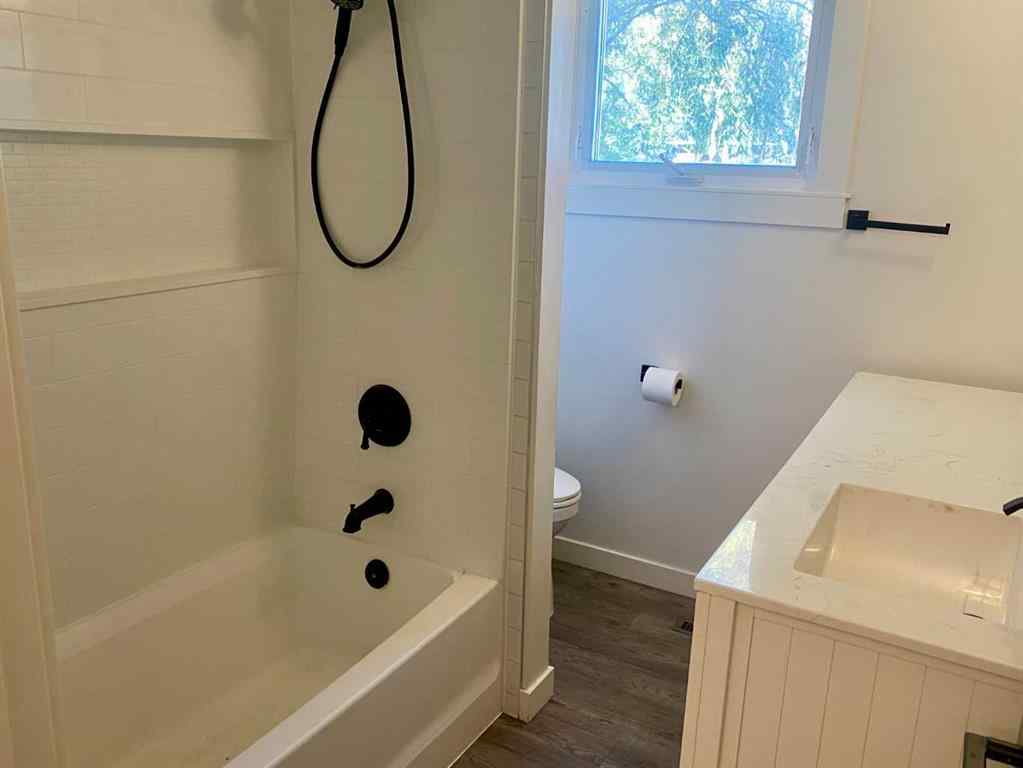 MLS® A2266110 - 2015 16 Avenue S in Agnes Davidson Lethbridge, Rental