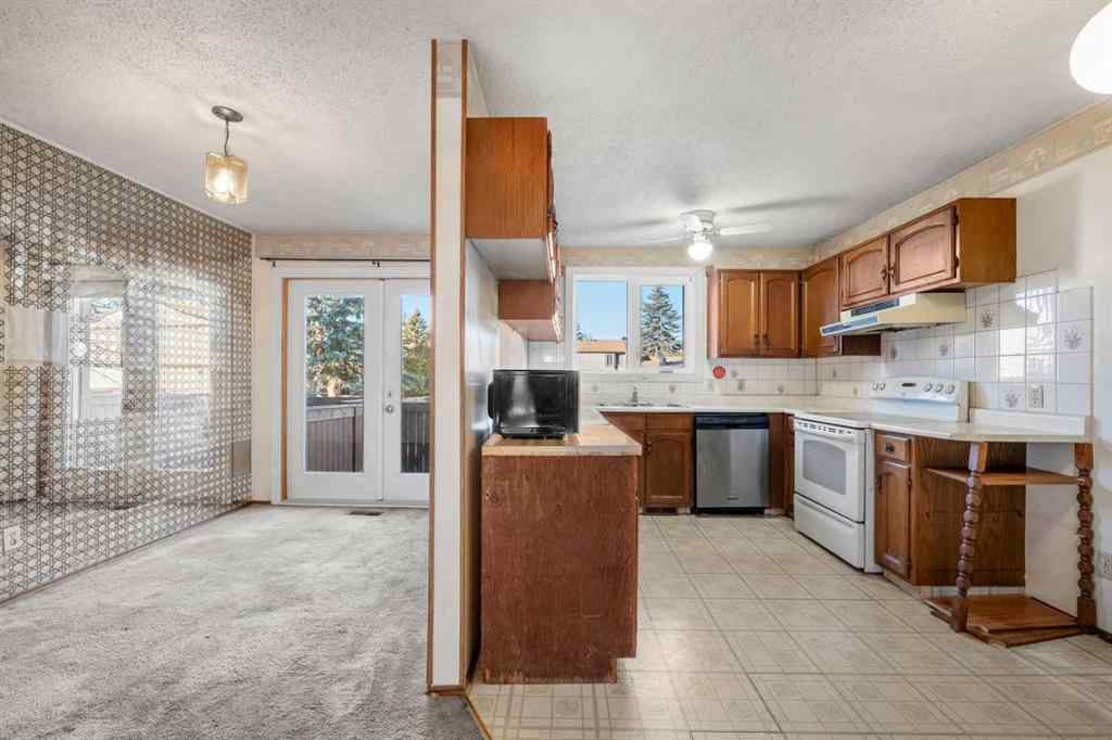 MLS® A2266114 - Unit #75 6103 Madigan Drive NE in Marlborough Park Calgary, Residential