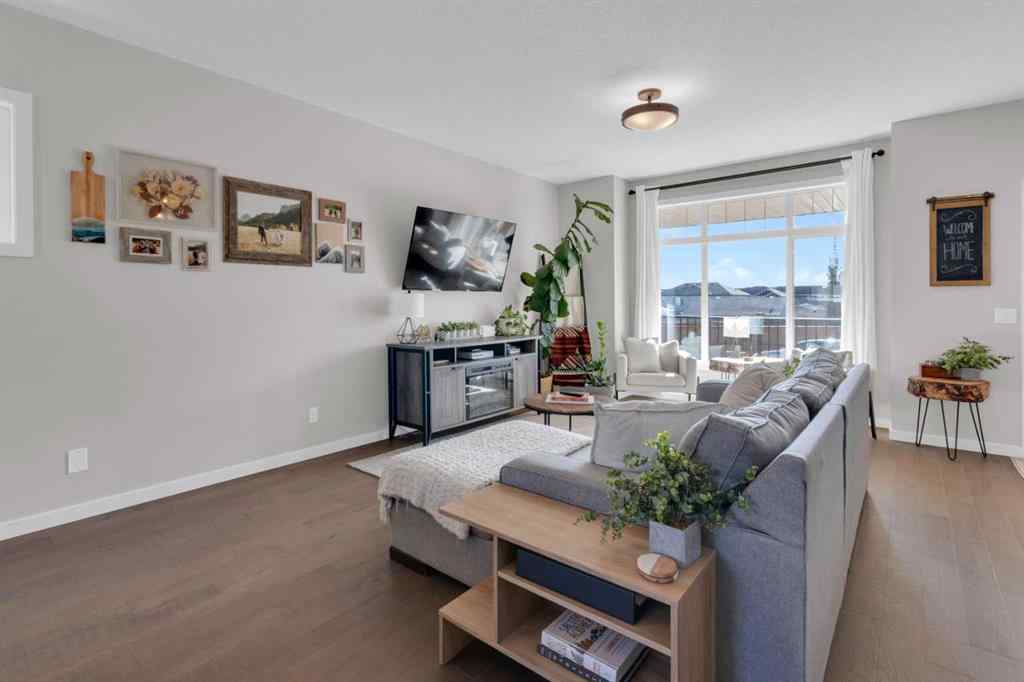 MLS® A2266115 - 156 Willow Street  in The Willows Cochrane, Residential