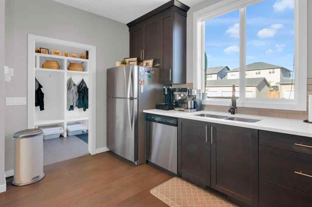 MLS® A2266115 - 156 Willow Street  in The Willows Cochrane, Residential