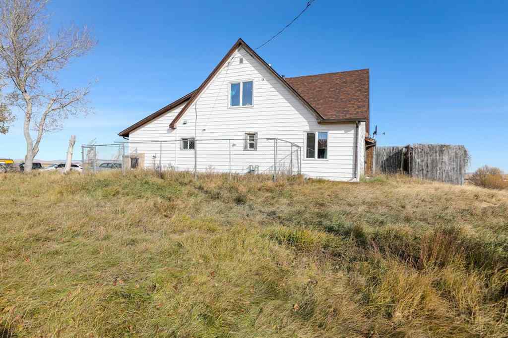 MLS® A2266118 - 1411 Twp Rd 7-3 Road  in NONE Rural Pincher Creek No. 9, M.D. of, Residential