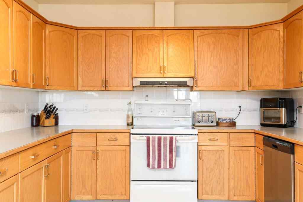 MLS® A2266118 - 1411 Twp Rd 7-3 Road  in NONE Rural Pincher Creek No. 9, M.D. of, Residential