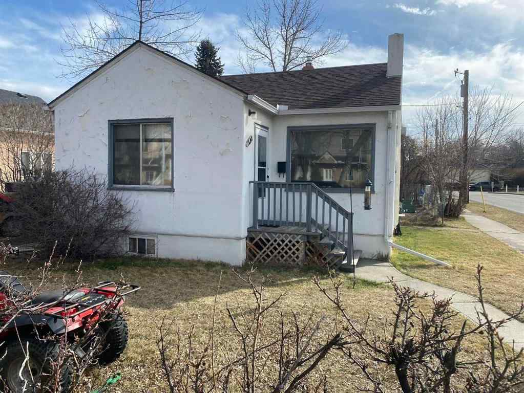 MLS® A2266119 - 1402 Centre A Street NE in Crescent Heights Calgary, Residential