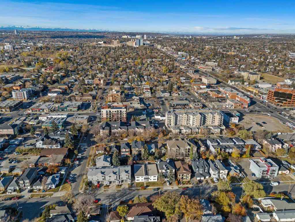 MLS® A2266119 - 1402 Centre A Street NE in Crescent Heights Calgary, Residential