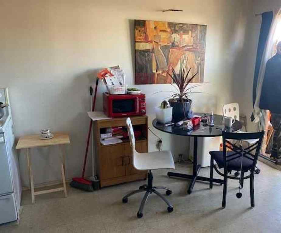 MLS® A2266123 - 4 Huntley Close NE in Huntington Hills Calgary, Multi-Family