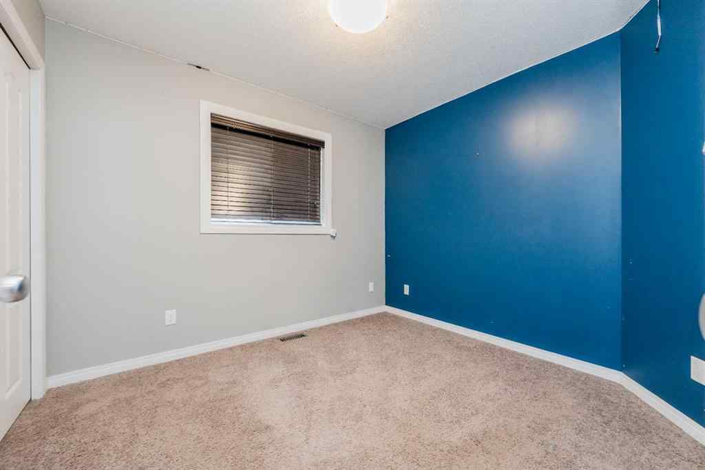 MLS® A2266124 - 11026 60 Avenue  in O\'Brien Lake Grande Prairie, Residential