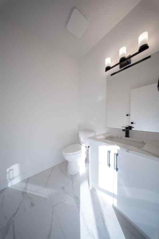 MLS® A2266125 - 51 Baysprings Terrace SW in Baysprings Airdrie, Residential