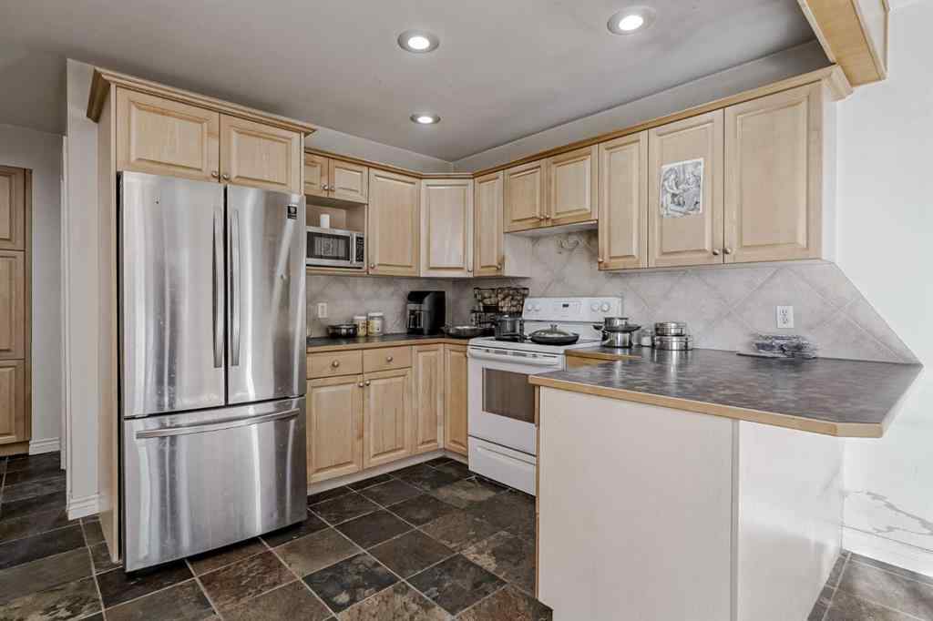 MLS® A2266127 - 1468 Renfrew Drive NE in Renfrew Calgary, Residential