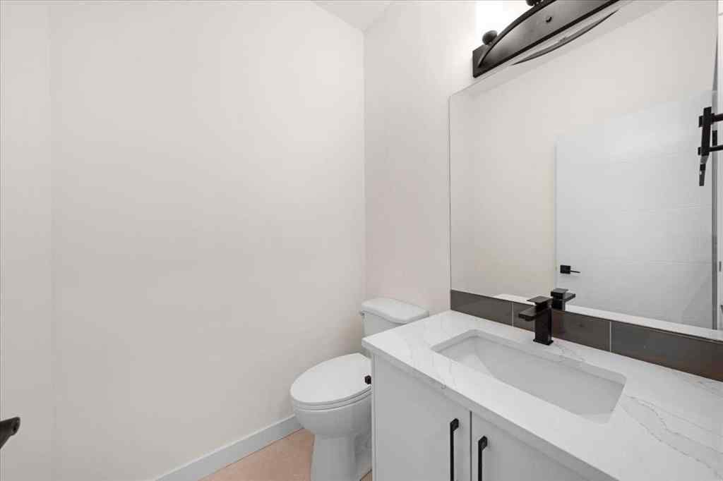 MLS® A2266130 - 39 Baysprings Terrace SW in Baysprings Airdrie, Residential