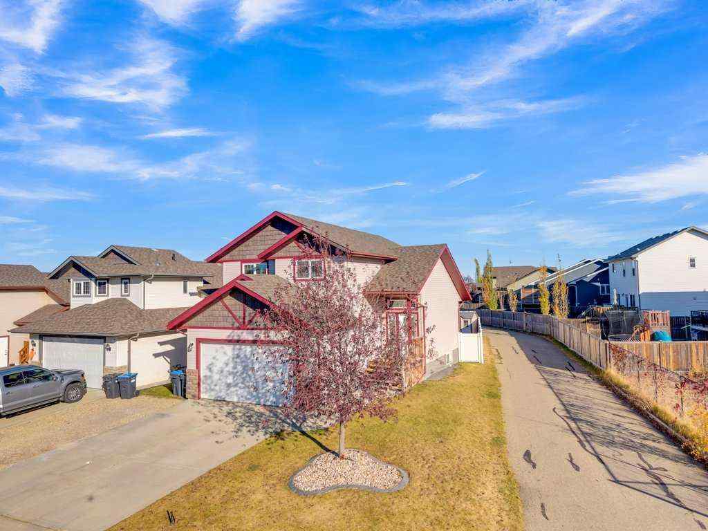 MLS® A2266131 - 9 Rozier Close  in Ryders Ridge Sylvan Lake, Residential