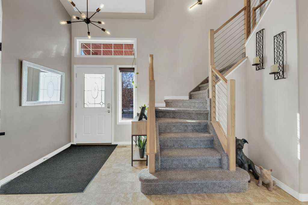 MLS® A2266131 - 9 Rozier Close  in Ryders Ridge Sylvan Lake, Residential