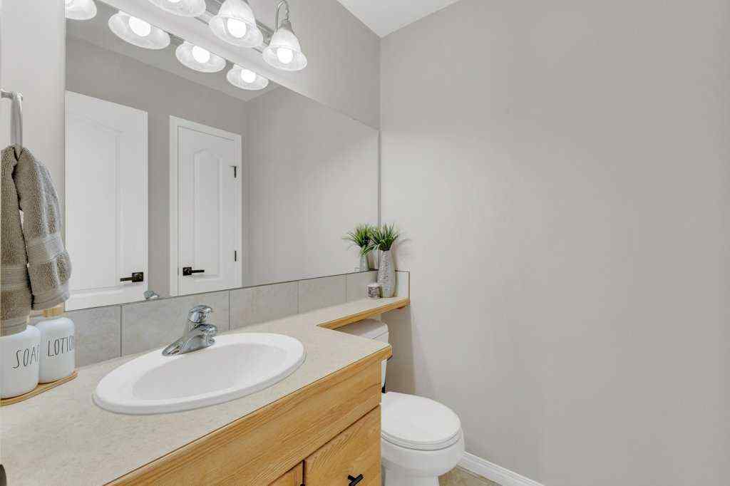 MLS® A2266131 - 9 Rozier Close  in Ryders Ridge Sylvan Lake, Residential