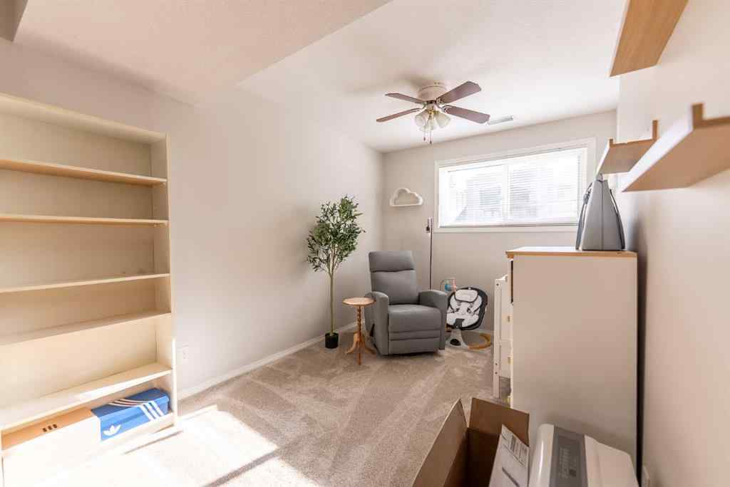 MLS® A2266134 - 35 Oak Street  in Oriole Park Red Deer, Residential