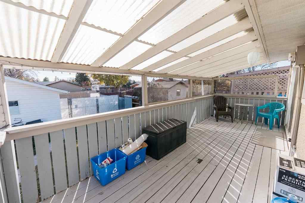 MLS® A2266134 - 35 Oak Street  in Oriole Park Red Deer, Residential