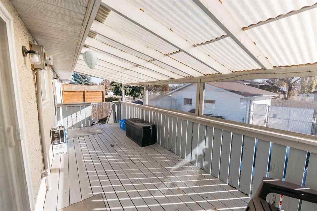 MLS® A2266134 - 35 Oak Street  in Oriole Park Red Deer, Residential