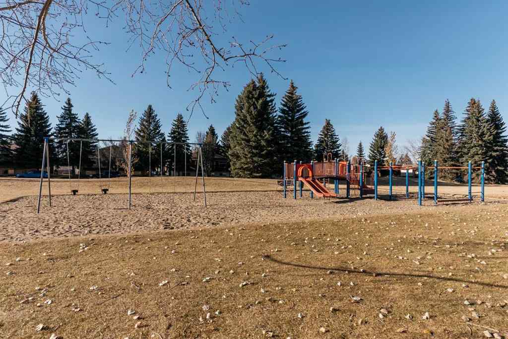MLS® A2266134 - 35 Oak Street  in Oriole Park Red Deer, Residential