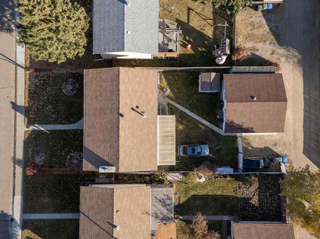 MLS® A2266134 - 35 Oak Street  in Oriole Park Red Deer, Residential