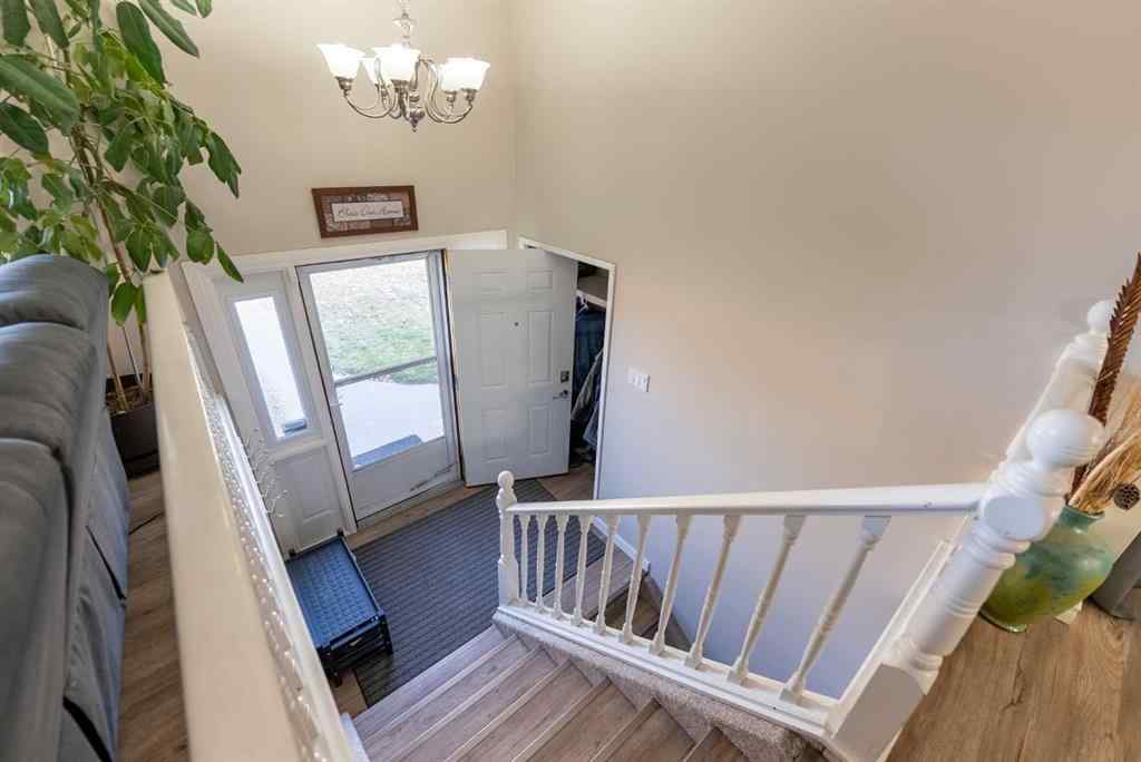 MLS® A2266134 - 35 Oak Street  in Oriole Park Red Deer, Residential