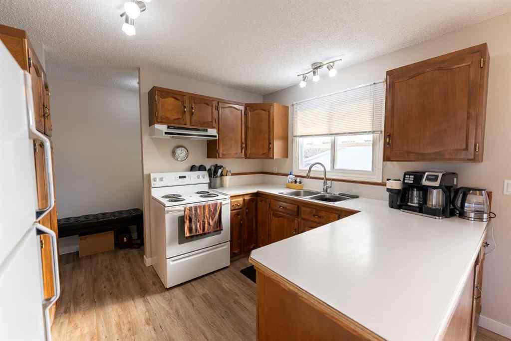 MLS® A2266134 - 35 Oak Street  in Oriole Park Red Deer, Residential