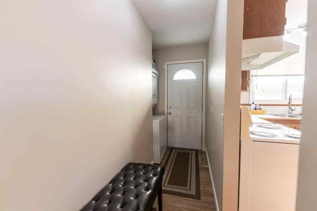 MLS® A2266134 - 35 Oak Street  in Oriole Park Red Deer, Residential