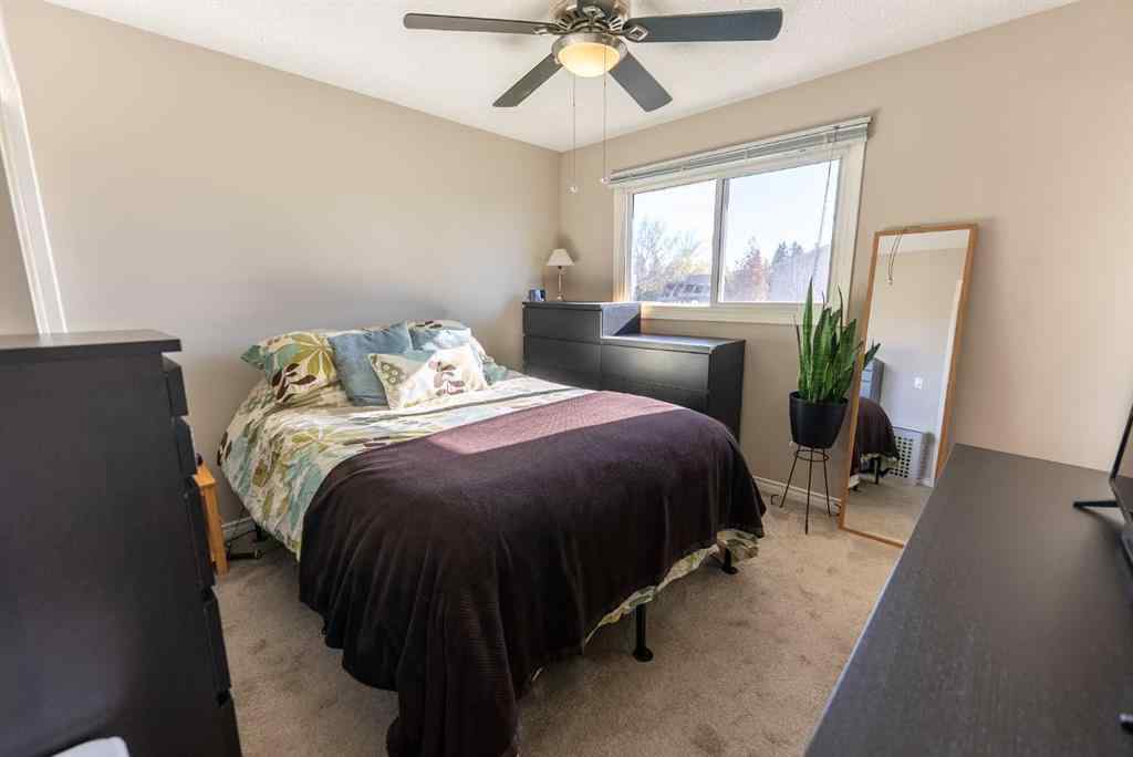 MLS® A2266134 - 35 Oak Street  in Oriole Park Red Deer, Residential