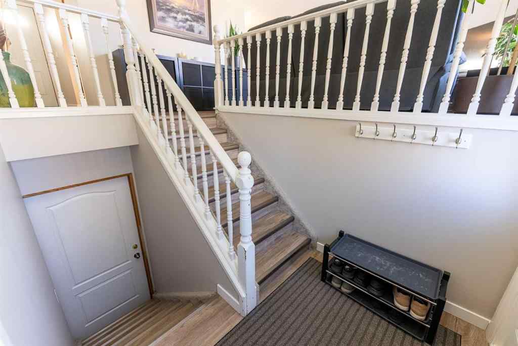 MLS® A2266134 - 35 Oak Street  in Oriole Park Red Deer, Residential
