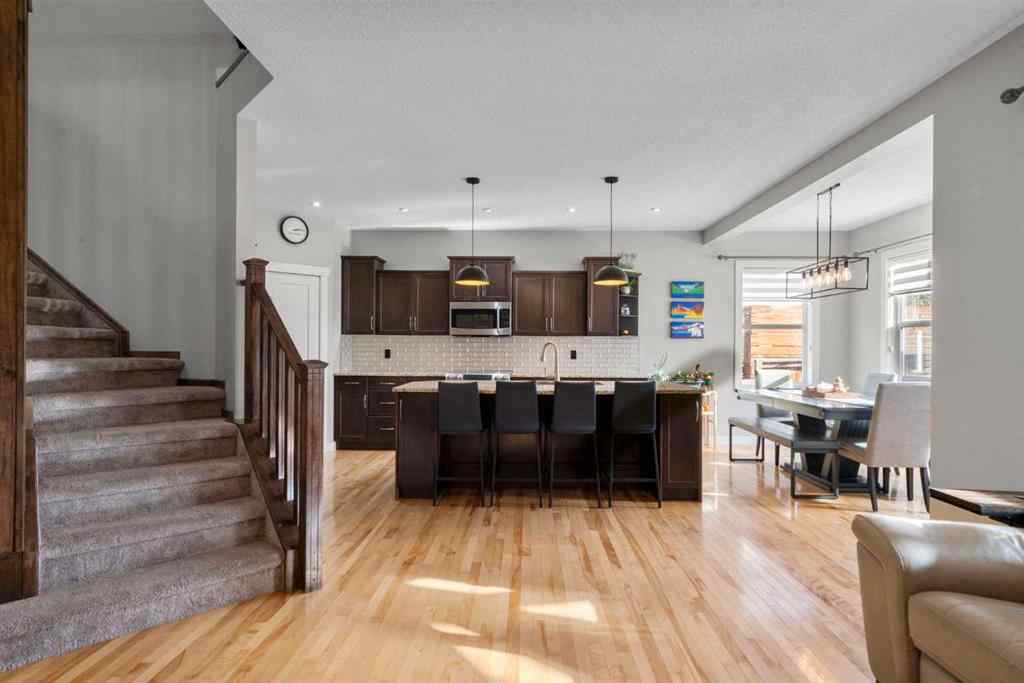 MLS® A2266136 - 2581 Coopers Circle SW in Coopers Crossing Airdrie, Residential