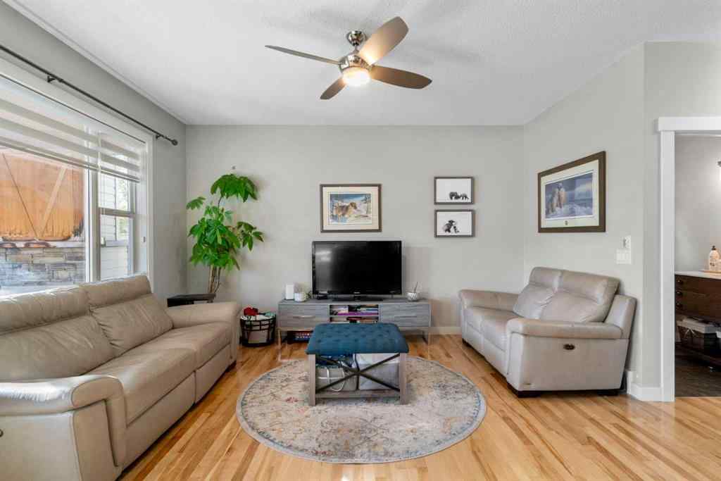 MLS® A2266136 - 2581 Coopers Circle SW in Coopers Crossing Airdrie, Residential