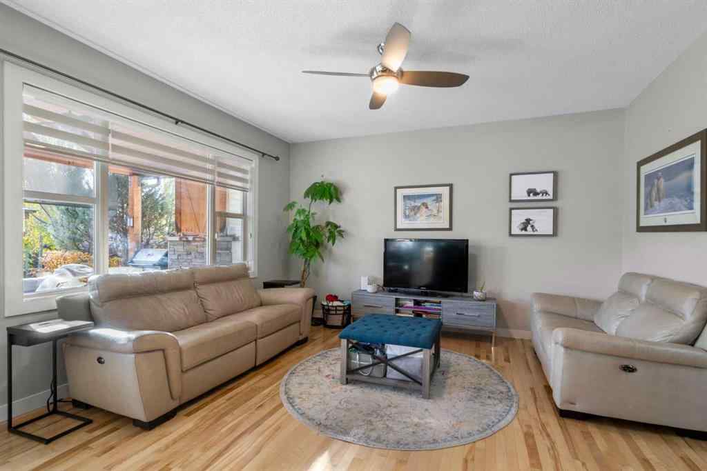 MLS® A2266136 - 2581 Coopers Circle SW in Coopers Crossing Airdrie, Residential