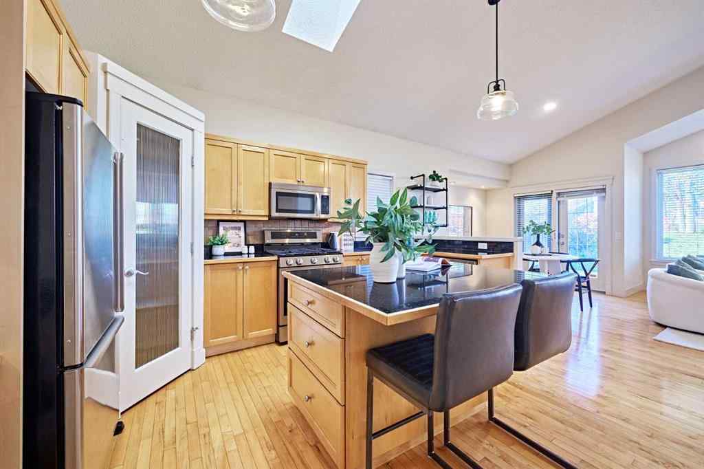 MLS® A2266137 - 250 Strathridge Place SW in Strathcona Park Calgary, Residential