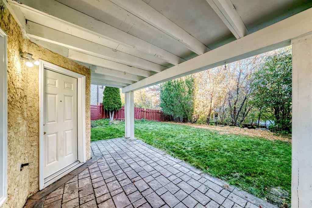 MLS® A2266141 - 2740 Signal Hill Drive SW in Signal Hill Calgary, Residential