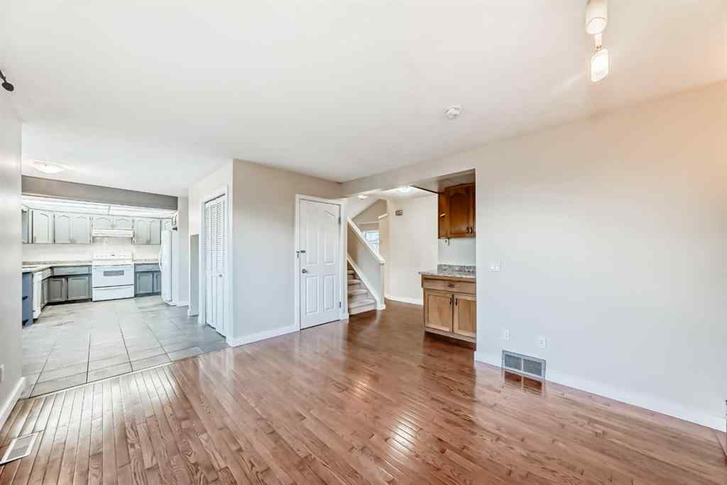 MLS® A2266141 - 2740 Signal Hill Drive SW in Signal Hill Calgary, Residential