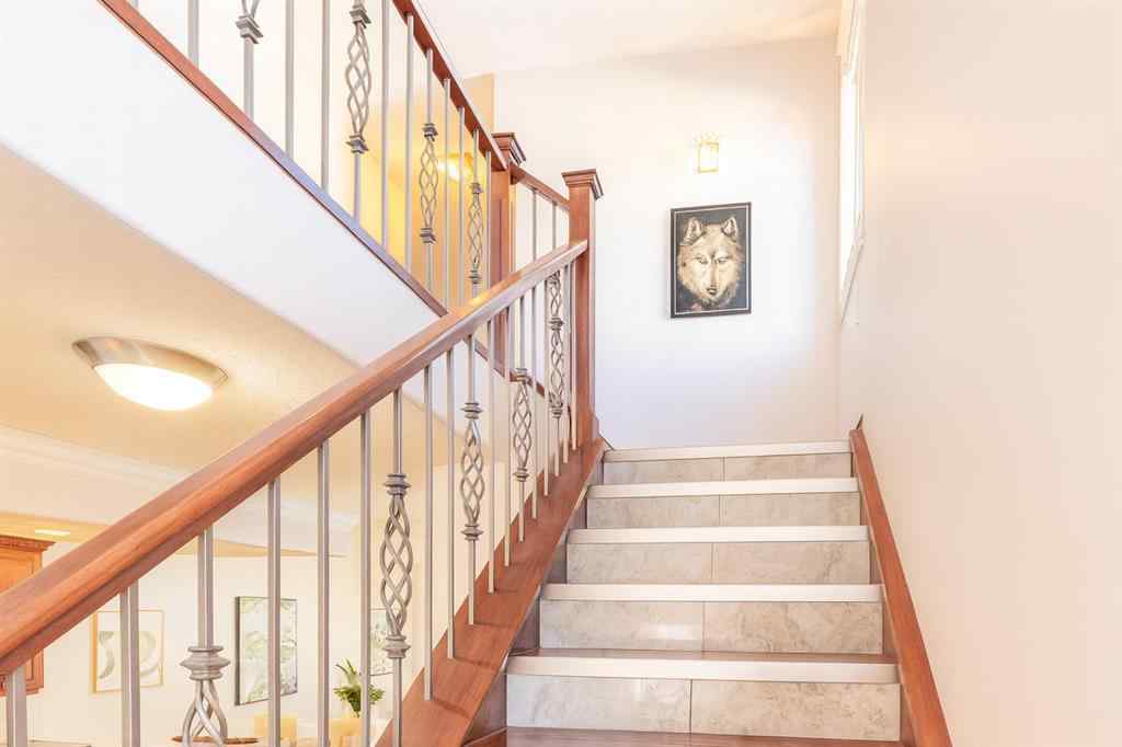 MLS® A2266142 - 1421 40 Street SW in Rosscarrock Calgary, Residential