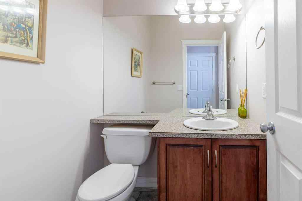 MLS® A2266142 - 1421 40 Street SW in Rosscarrock Calgary, Residential