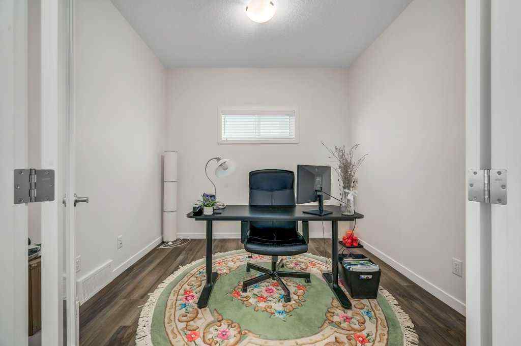 MLS® A2266145 - 240 Magnolia Heath SE in Mahogany Calgary, Residential