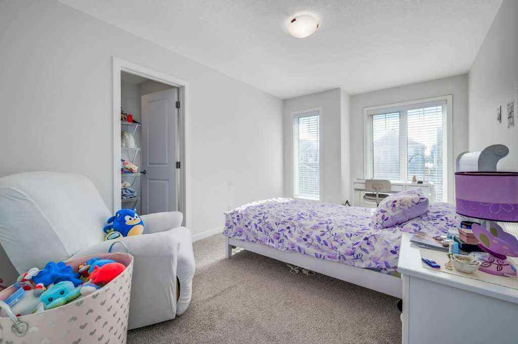 MLS® A2266145 - 240 Magnolia Heath SE in Mahogany Calgary, Residential