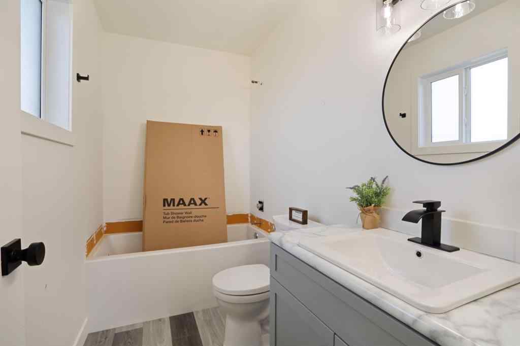 MLS&reg; # A2266150 - 323 20 Street E in Meadowbrook Brooks, Residential Open Houses